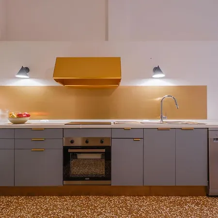 Luxury Historic Frescoed Noble Floor In Bologna