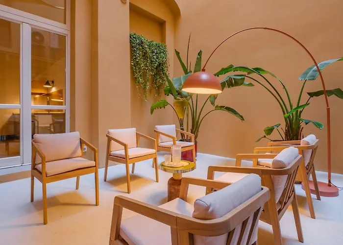 Luxury Historic Frescoed Noble Floor In Lägenhet